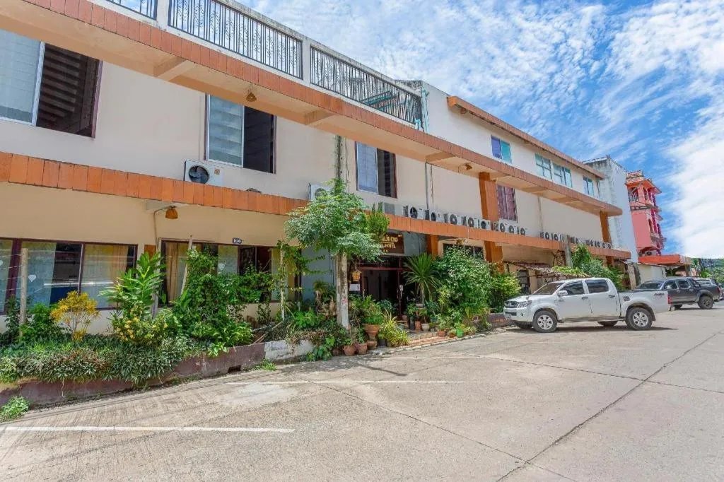 OYO 1000 Maetang Hotel