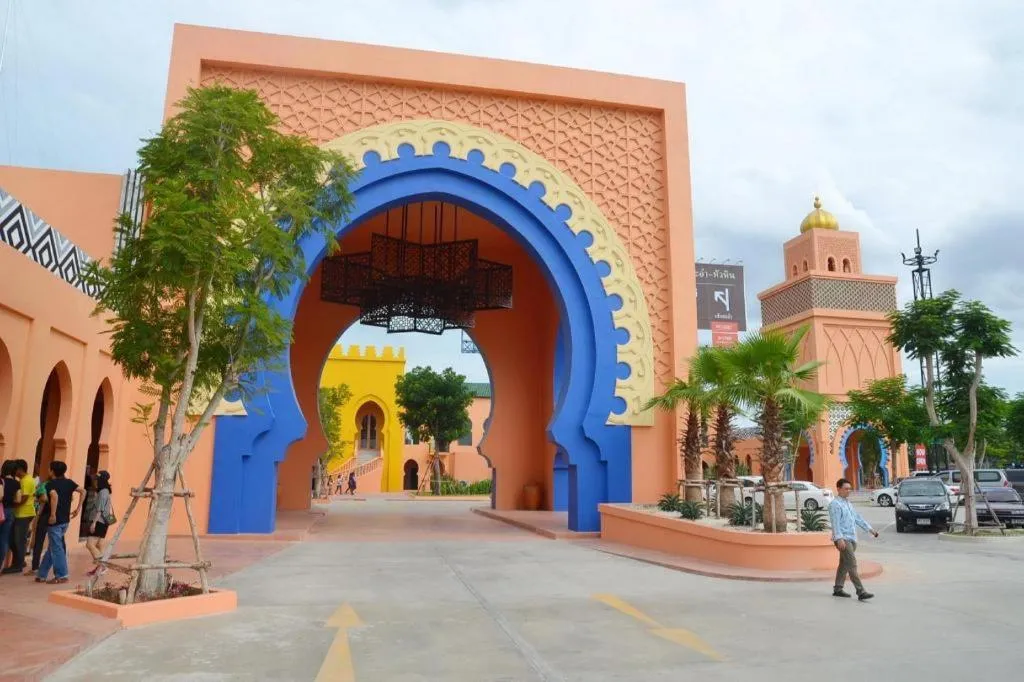 OYO 981 Fluke and Flame Cha Am