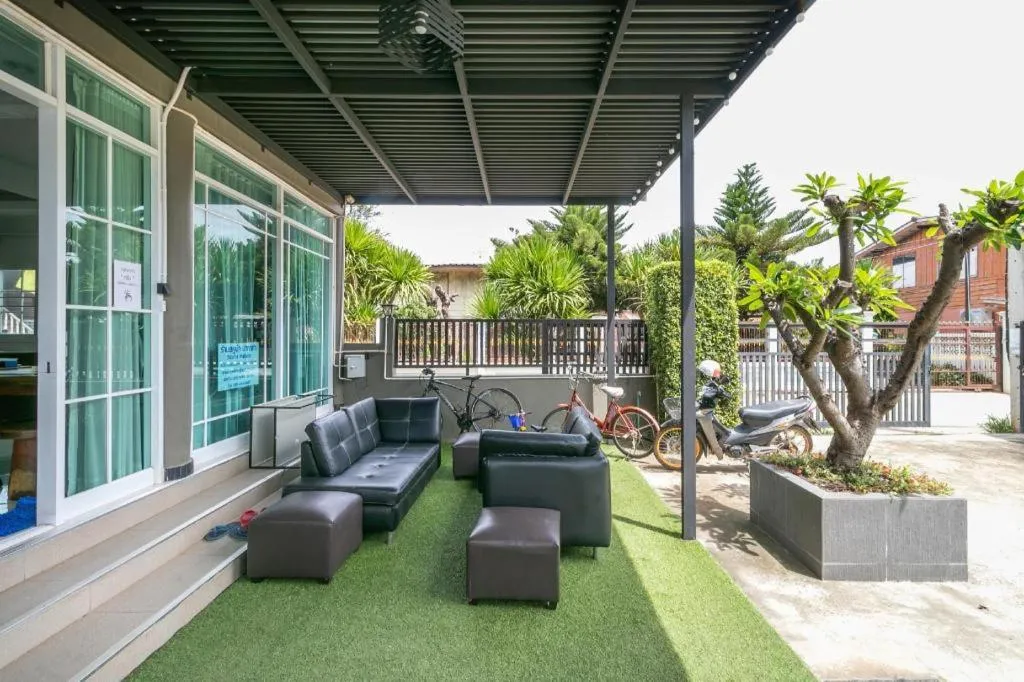 OYO 75305 T Park Pak Chong