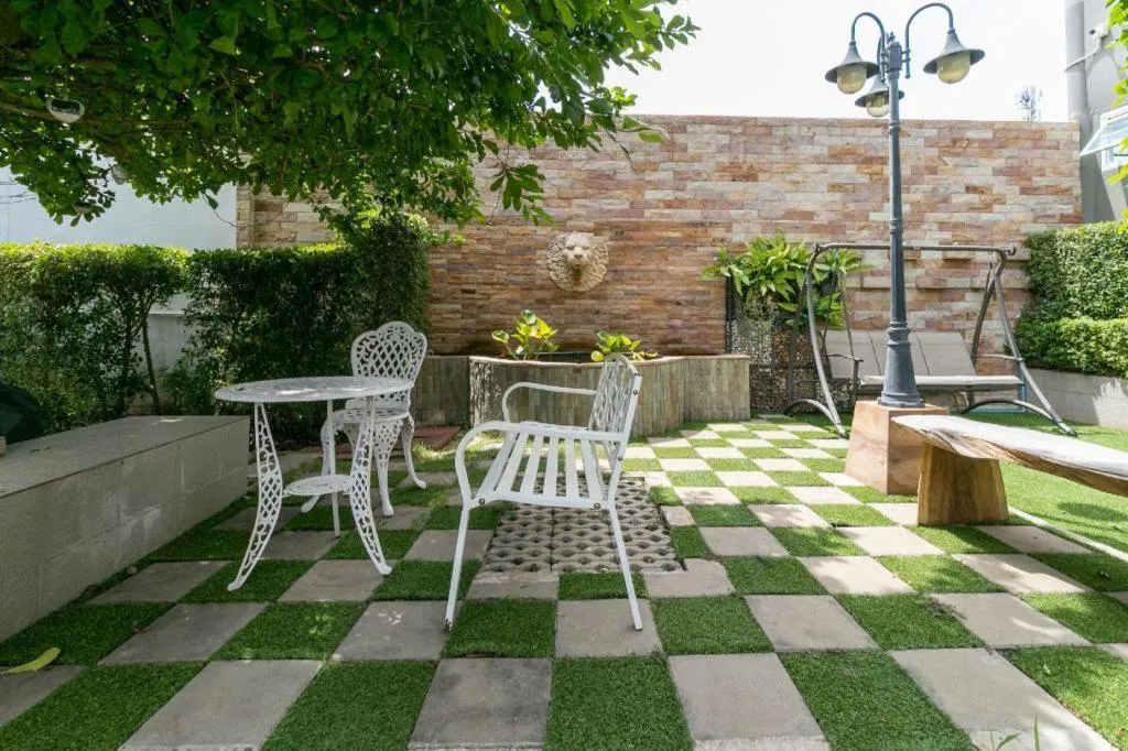 OYO 75305 T Park Pak Chong