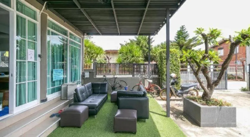 OYO 75305 T Park Pak Chong