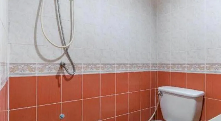 OYO 75327 Diyana Residence