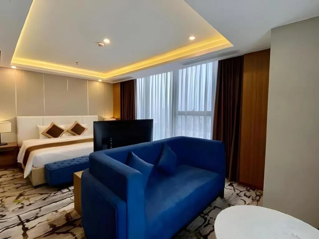 Bed in Khach san Toan Thang Stone