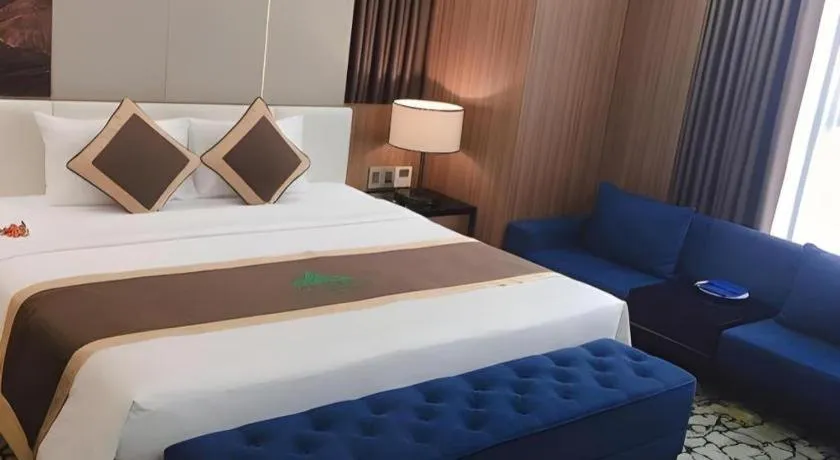 Bed in Khach san Toan Thang Stone