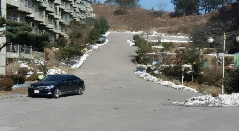 Hyundai Elliot Hotel and Resort