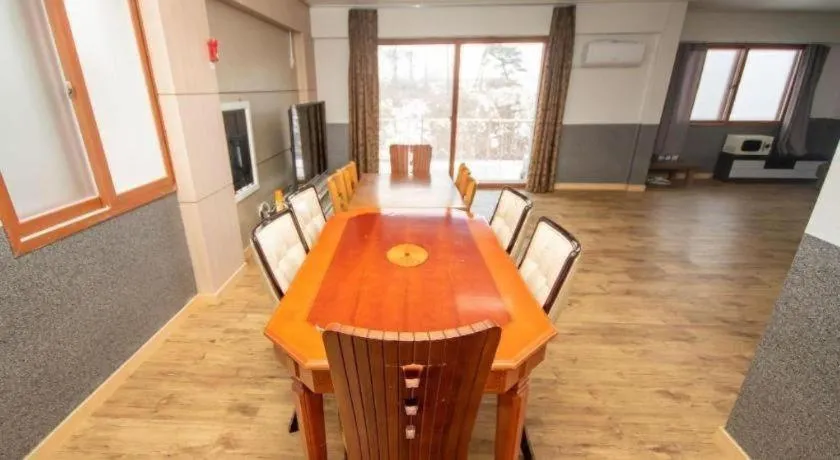 Hyundai Elliot Hotel and Resort