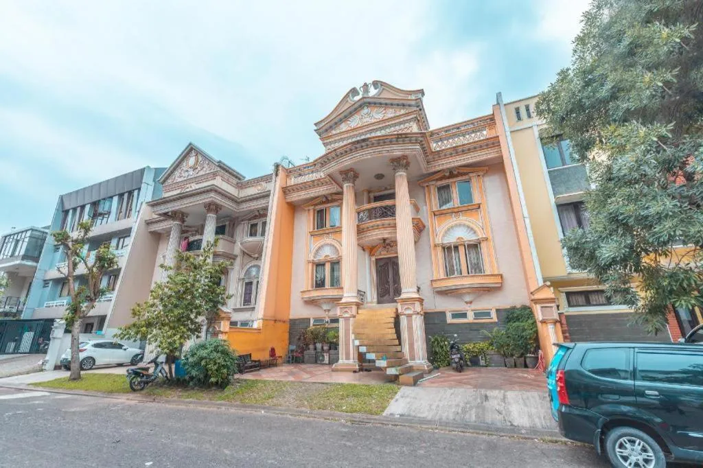 OYO 2765 Mulia Raja Kost