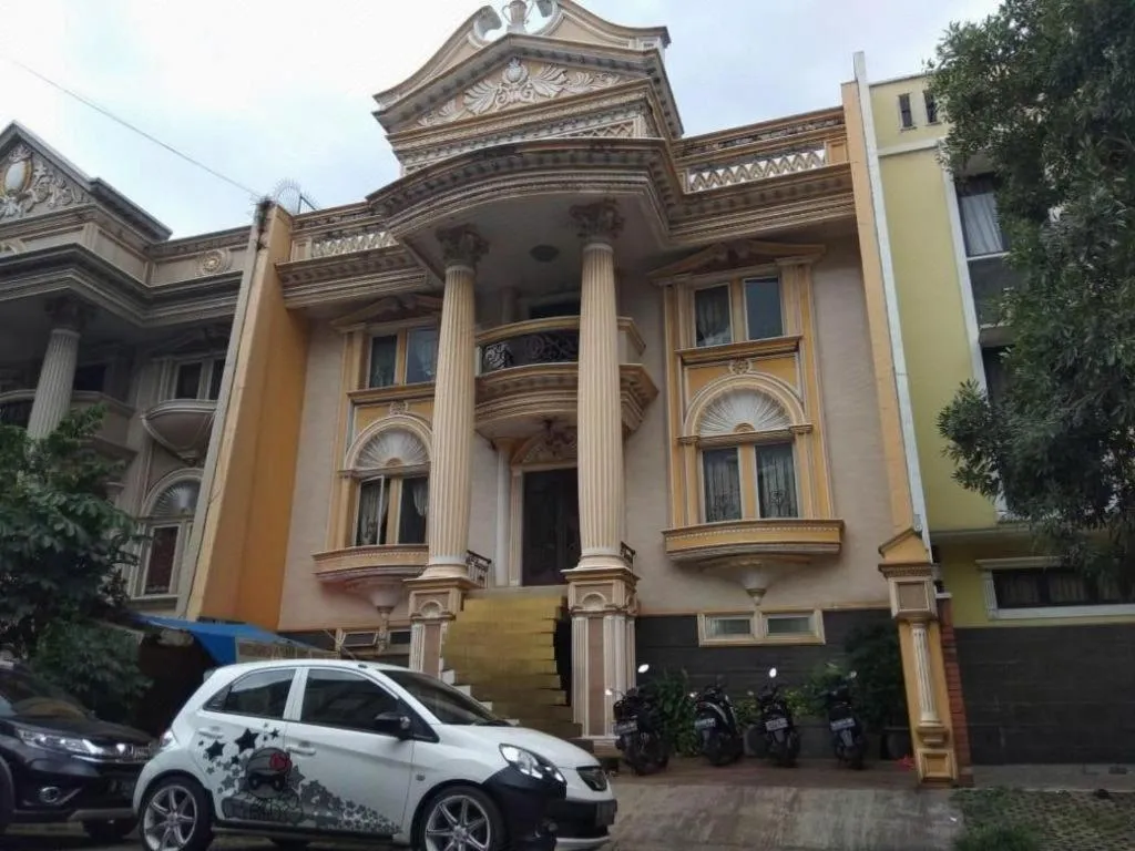 OYO 2765 Mulia Raja Kost