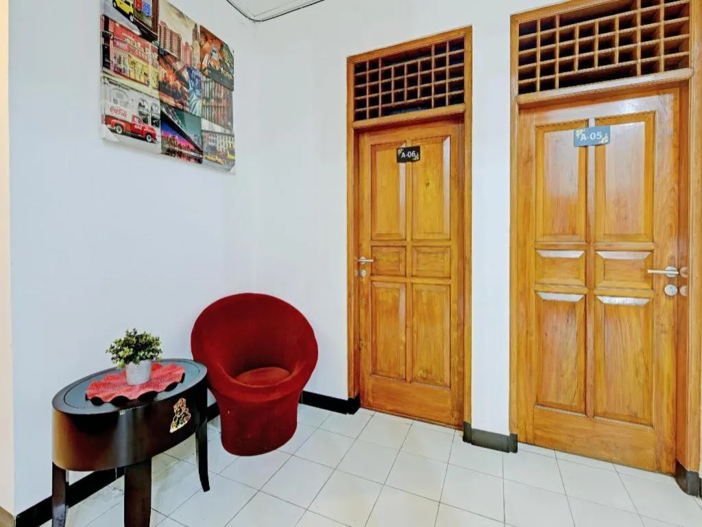 Super OYO Capital O 90497 Navaya Guest House