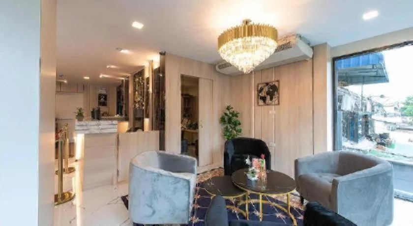 Metro Hotel Ratchada 36