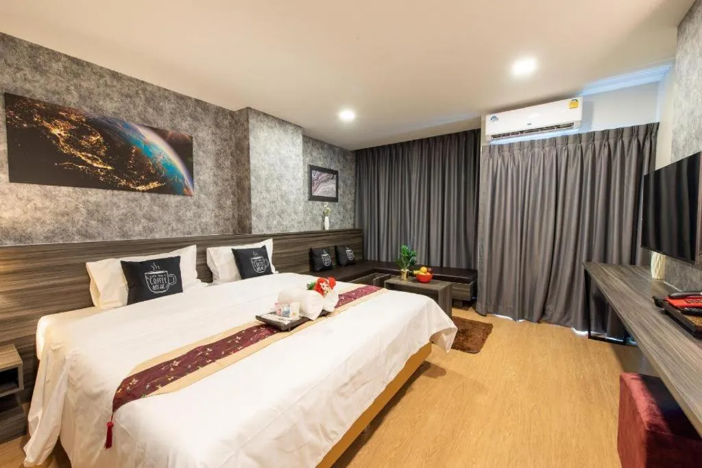 Bed in Metro Hotel Ratchada 36