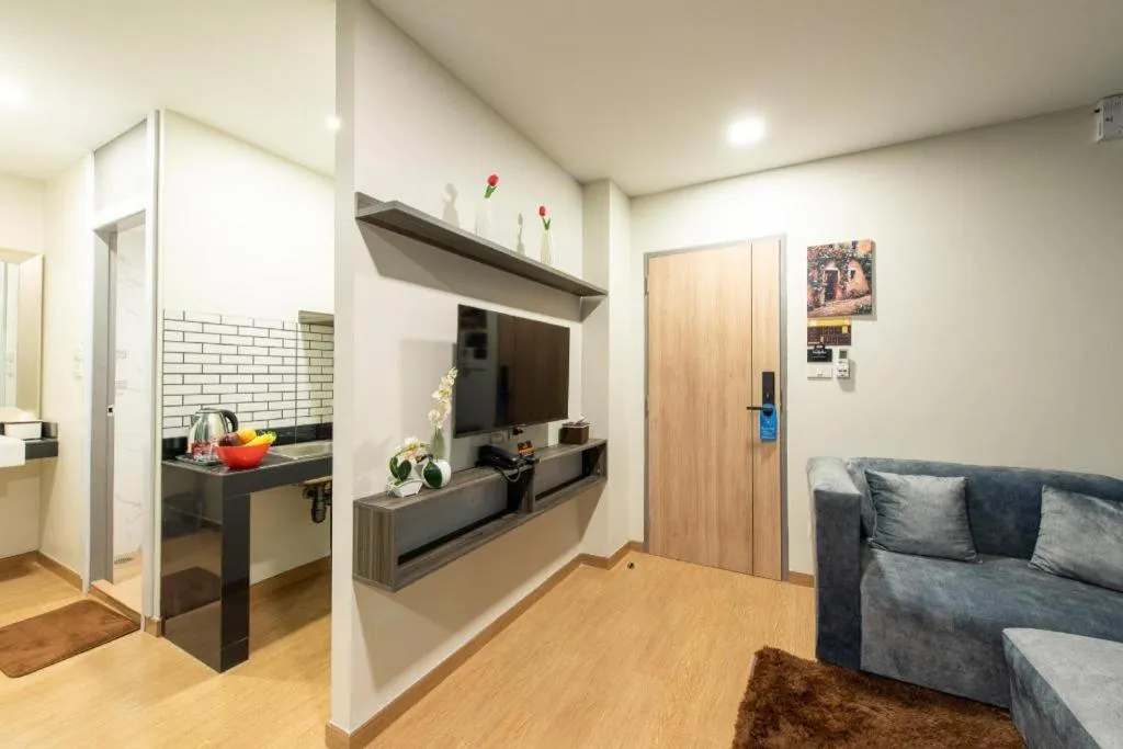 Metro Hotel Ratchada 36