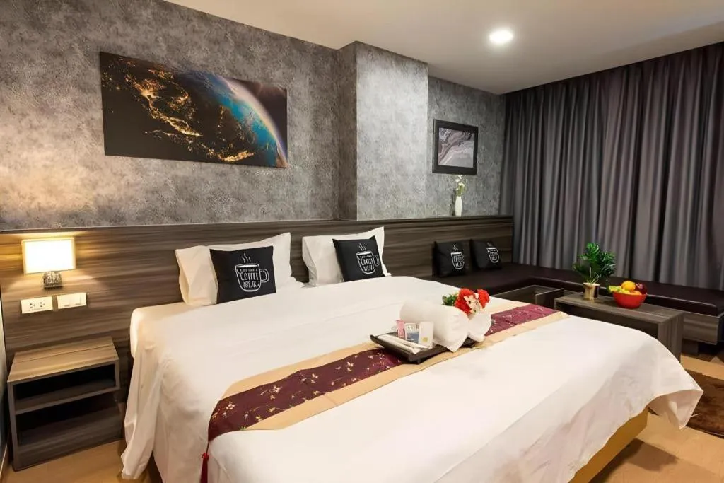 Bed in Metro Hotel Ratchada 36