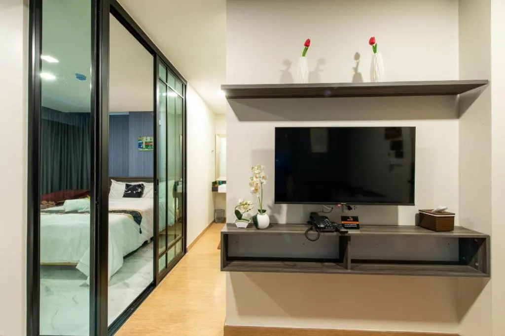 Metro Hotel Ratchada 36