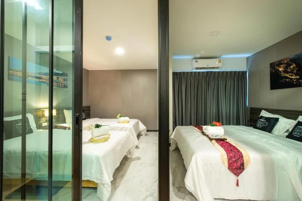 Bed in Metro Hotel Ratchada 36