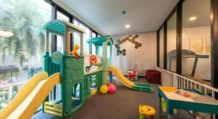 Metro Hotel Ratchada 36