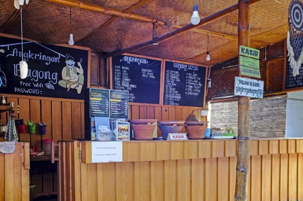 OYO 90863 Omah Kost Syariah