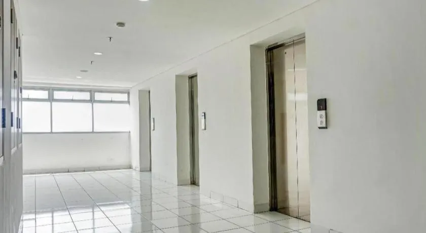 OYO 91045 Tower Mahakam By Toha Room