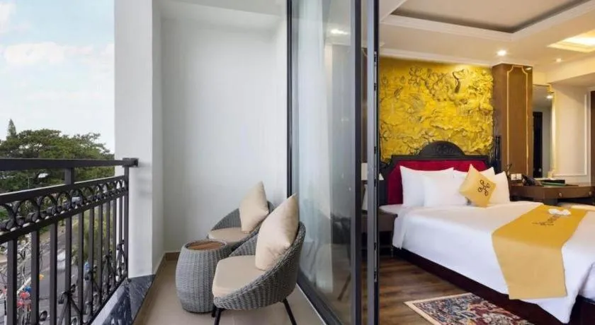 Bed in Da Lat Prince