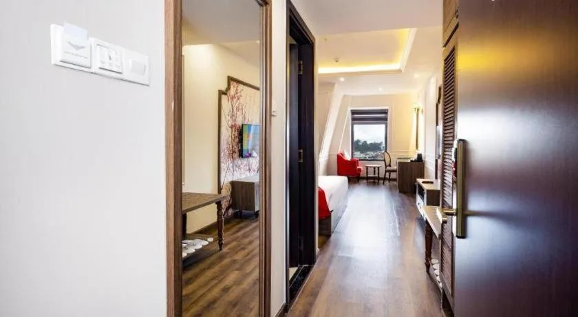 Bed in Da Lat Prince