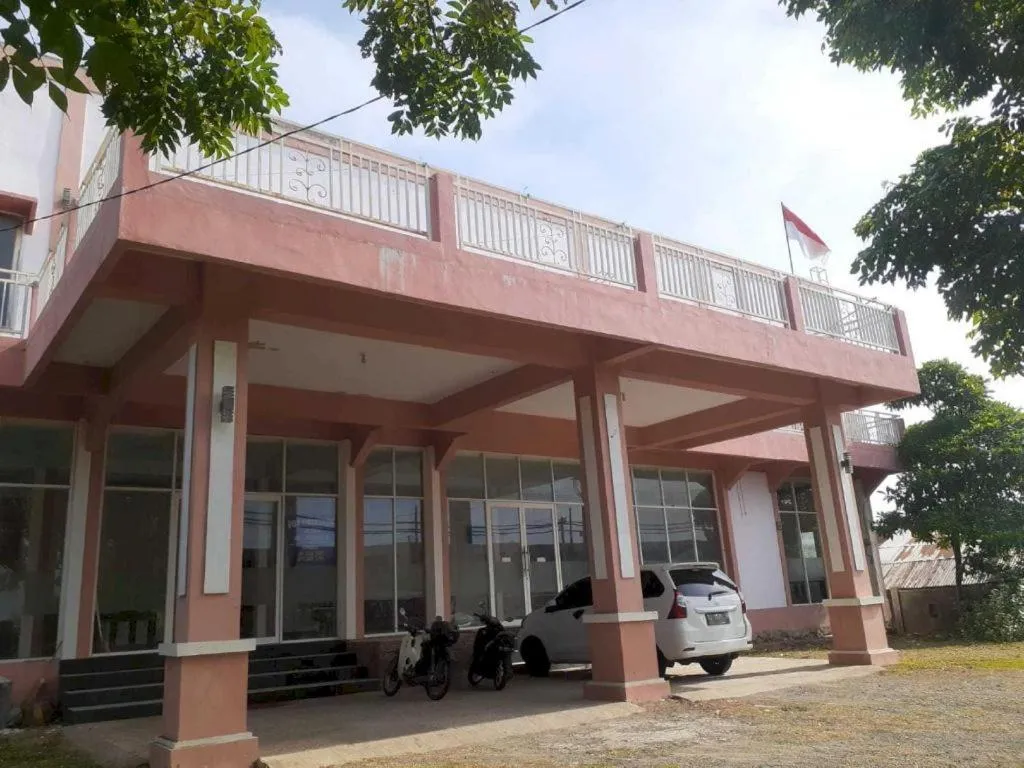 EXPRESS O 91662 Kost Rumah Kaca