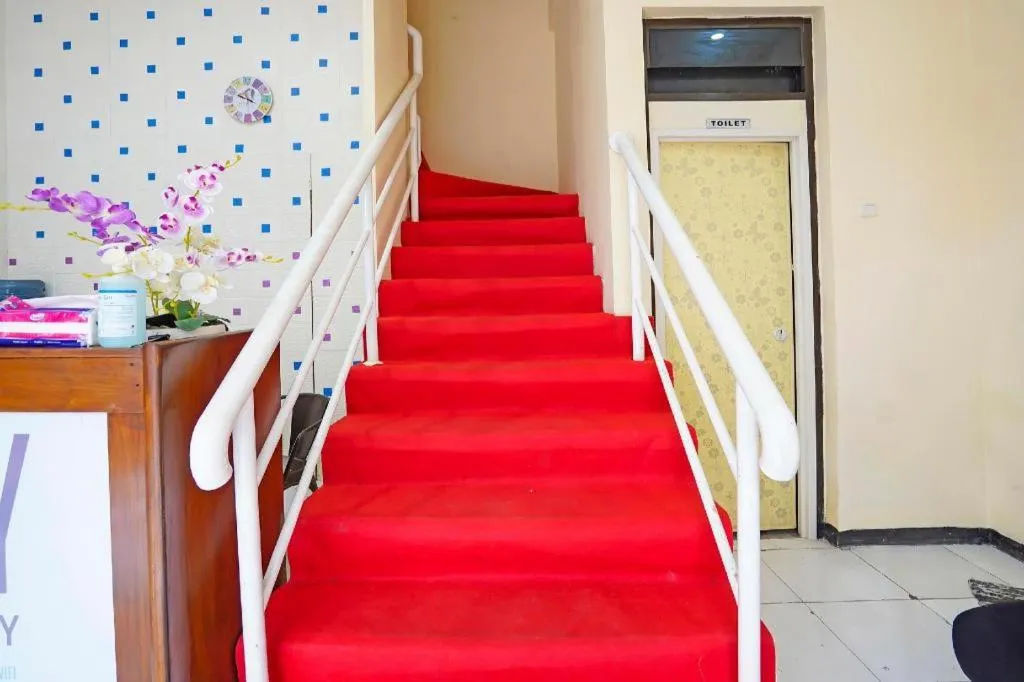 OYO 91727 Luxury Homestay Sidoarjo