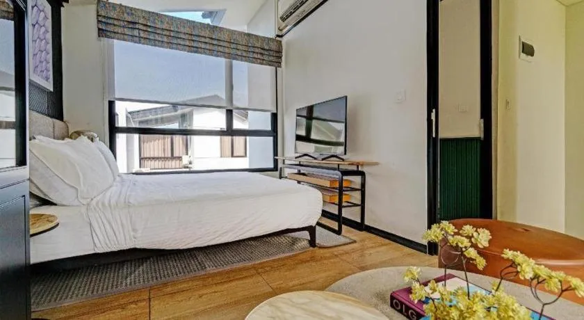 Bed in OYO Life 92719 Rolling Hills Residence Karawang