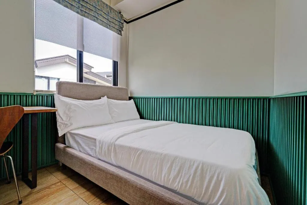 Bed in OYO Life 92719 Rolling Hills Residence Karawang