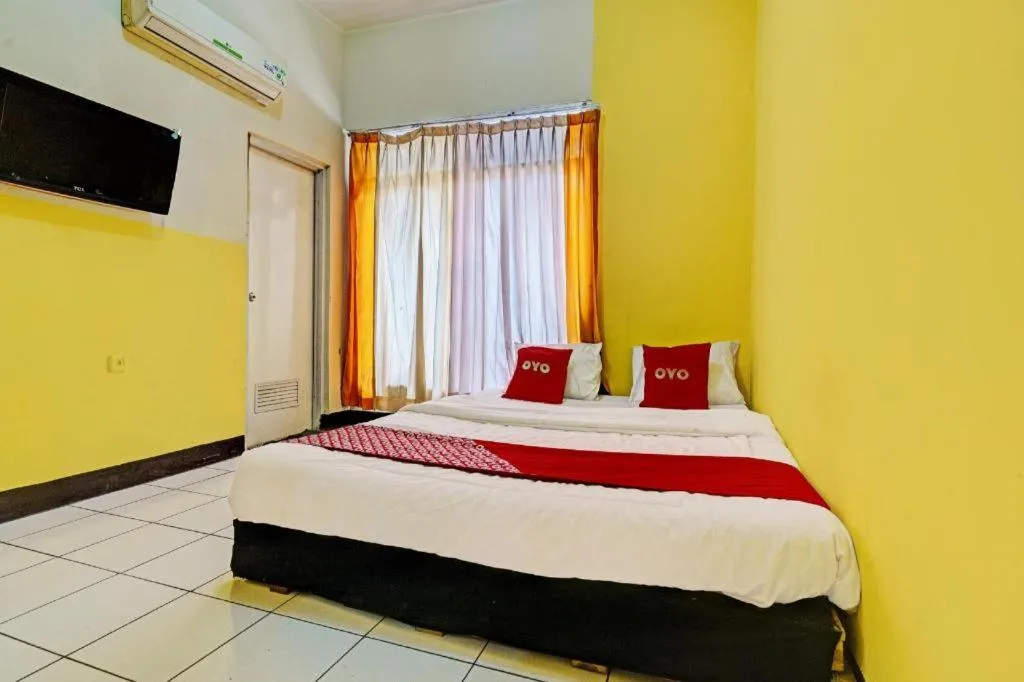 Bed in Hotel O P3 Guest House