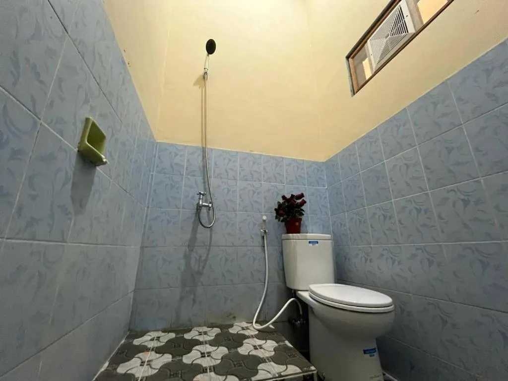 OYO 94003 Anjuk Ladang Homestay