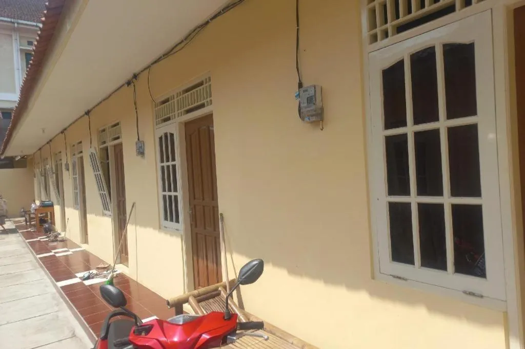 Hotel O Guest House Wijaya Syariah Near alun alun kota purwokerto