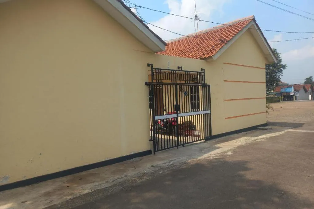 Hotel O Guest House Wijaya Syariah Near alun alun kota purwokerto