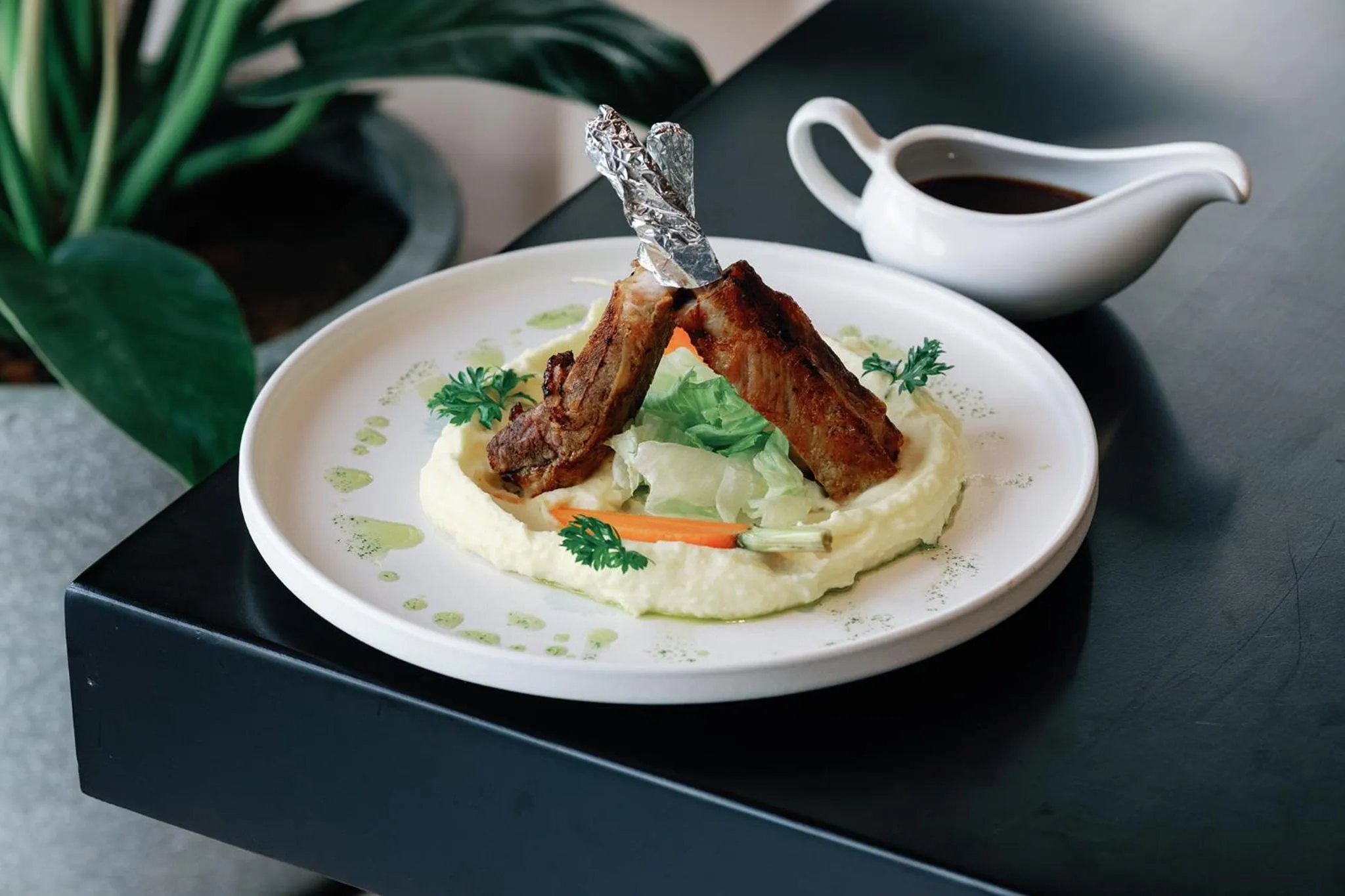 Food and drinks in Lamori Resort & Spa, Thanh Hoá