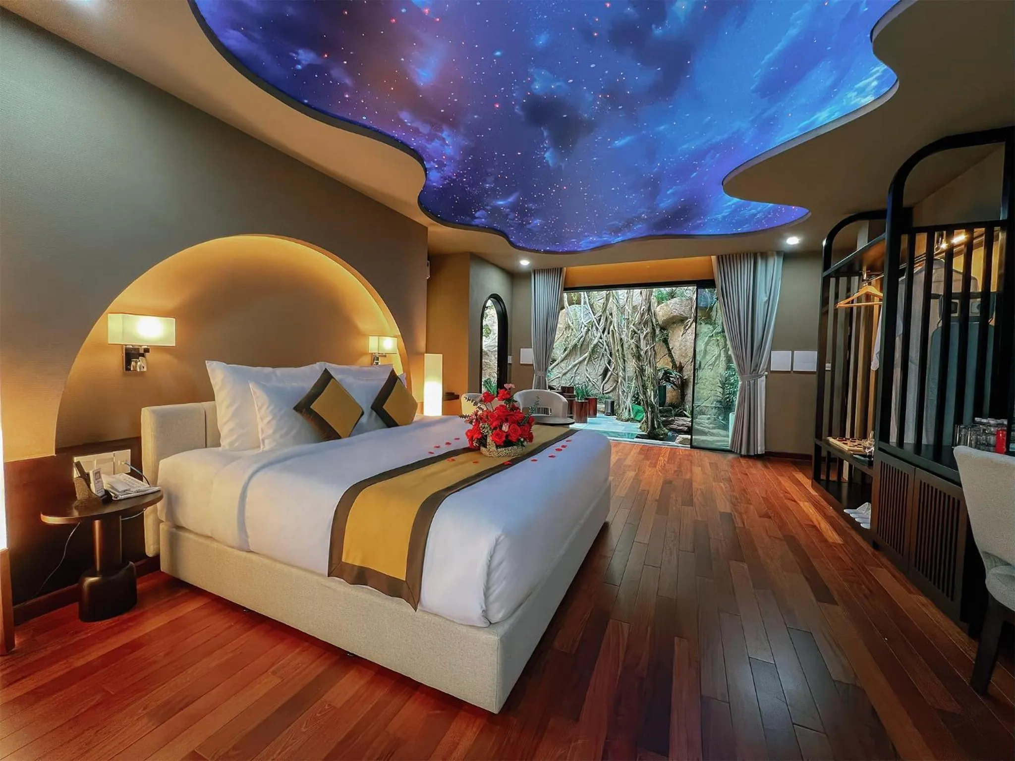 Bedroom, Bed in Lamori Resort & Spa, Thanh Hoá