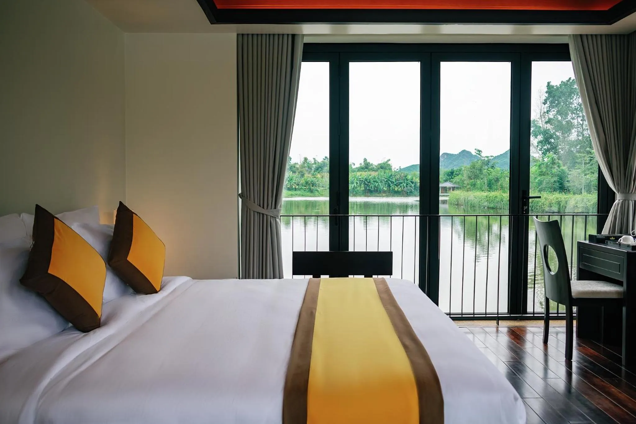 Bed in Lamori Resort & Spa