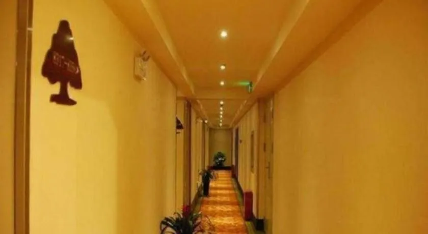 GreenTree Inn Chuzhou Dingyuan County People's Square General Hospital Business Hotel