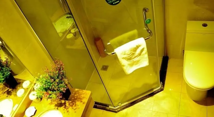 GreenTree Inn Chuzhou Dingyuan County People's Square General Hospital Business Hotel