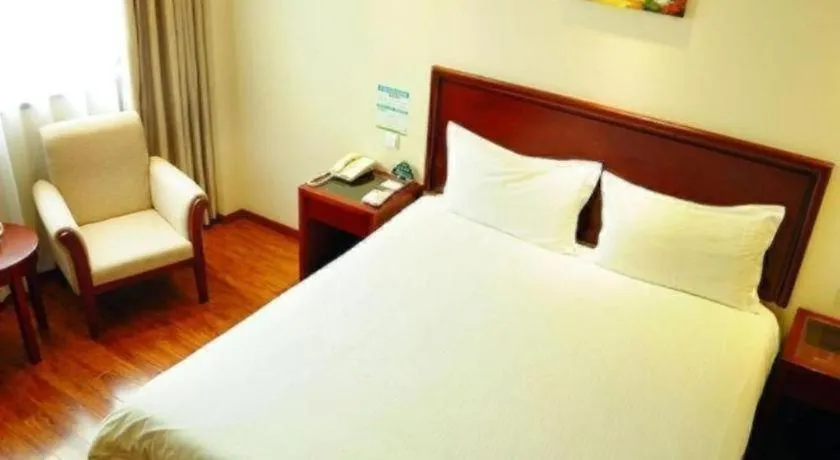 Bed in GreenTree Inn Chuzhou Dingyuan County People's Square General Hospital Business Hotel