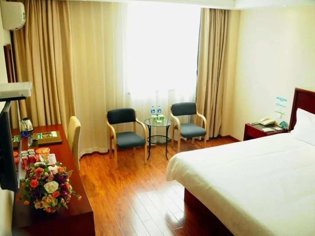 Bed in GreenTree Inn Chuzhou Dingyuan County People's Square General Hospital Business Hotel