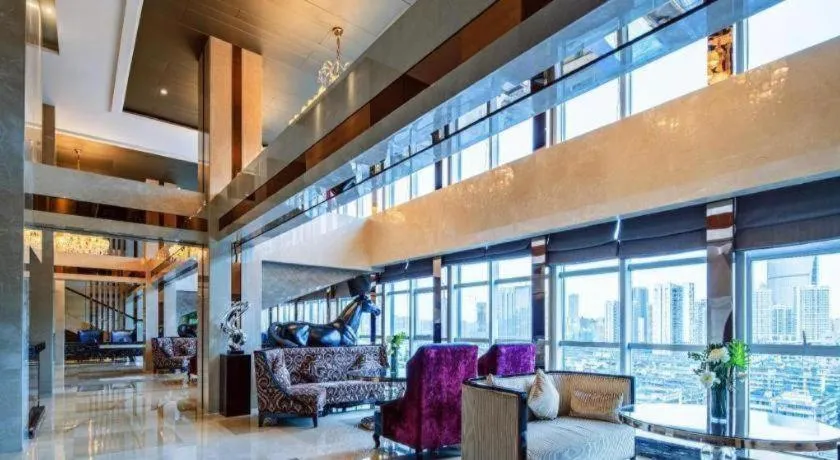 Chengdu Rising Butterfly Hotel