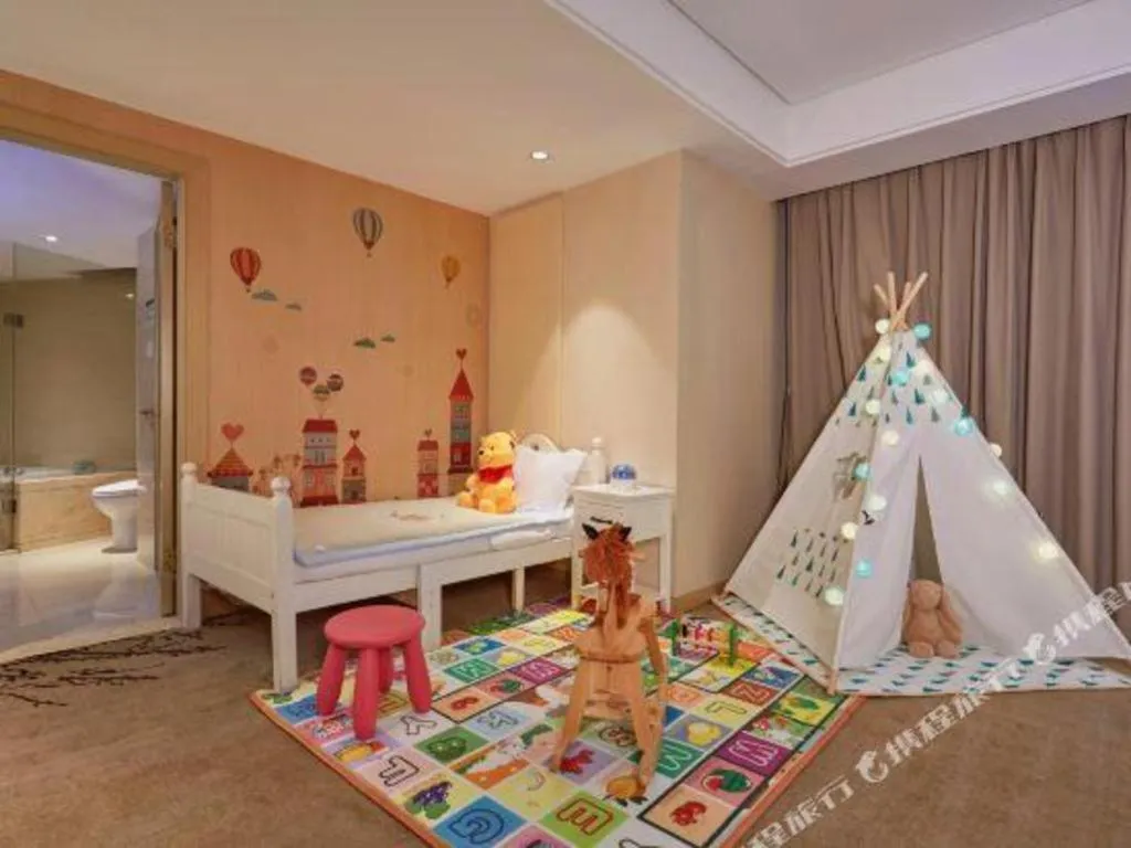 Bed in Meiyuan Hotel Hangzhou