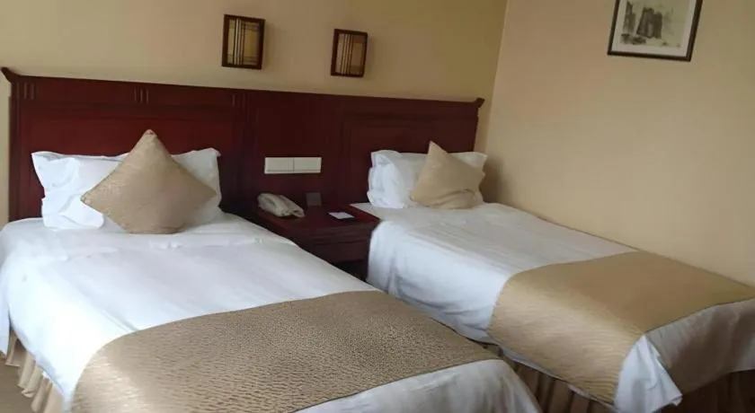 Bed in Meiyuan Hotel Hangzhou