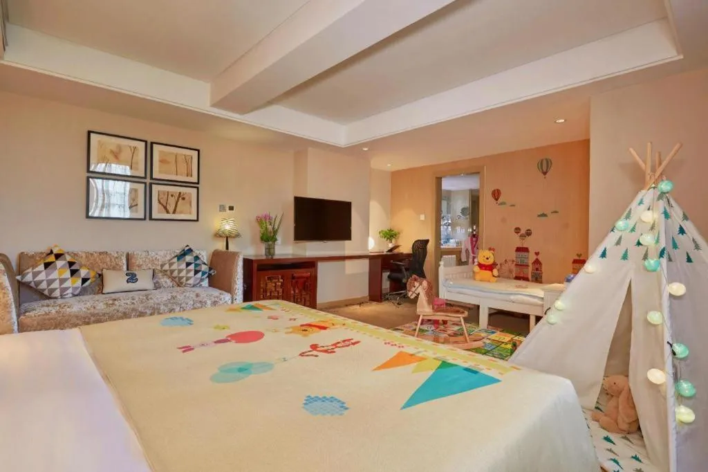 Bed in Meiyuan Hotel Hangzhou