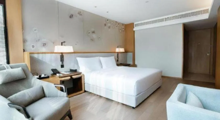 Bed in The East Hotel Hangzhou