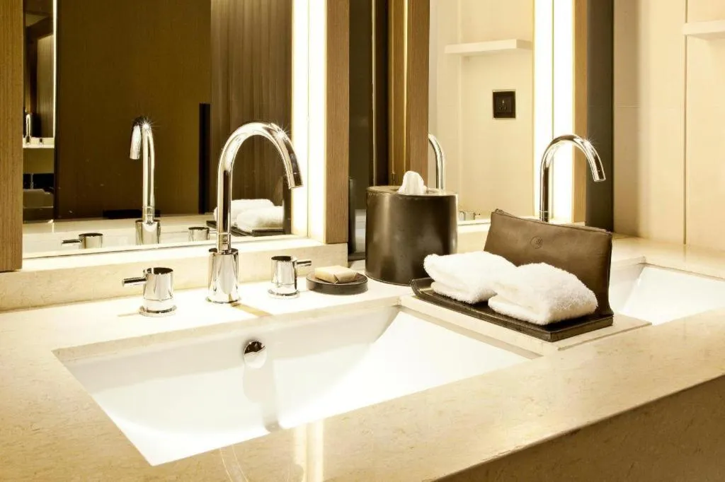 The East Hotel Hangzhou