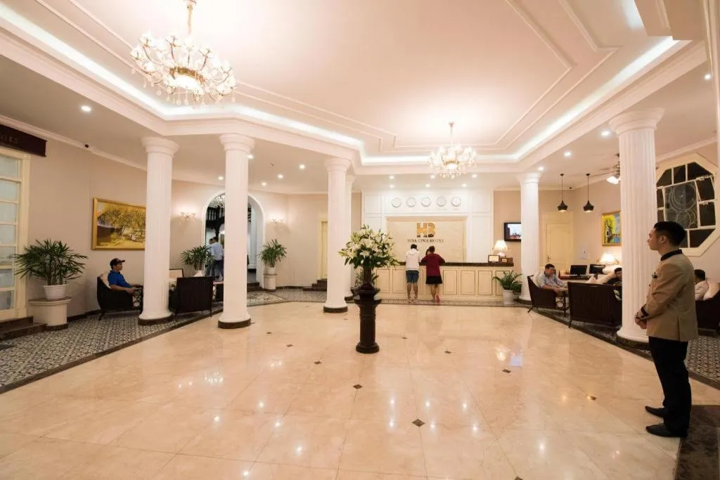 Hoa Binh Hotel