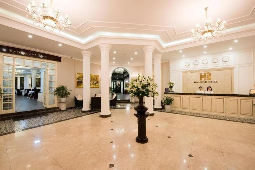 Hoa Binh Hotel