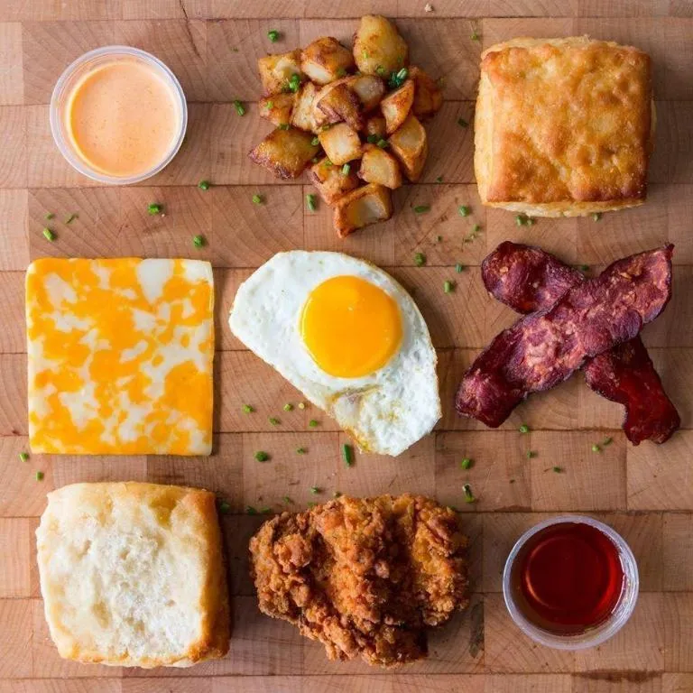 Adam's Mark Hotel & Conference Center