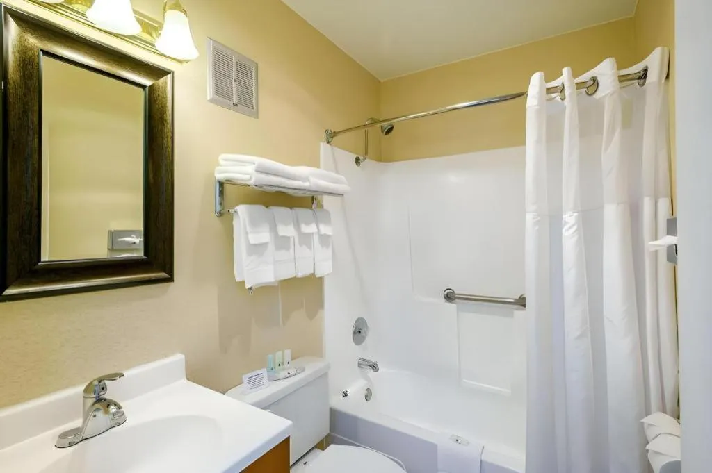 Quality Inn Redding near I-5