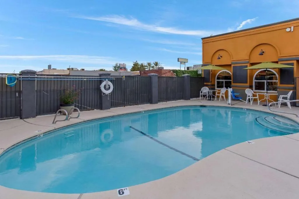 Quality Inn Redding near I-5